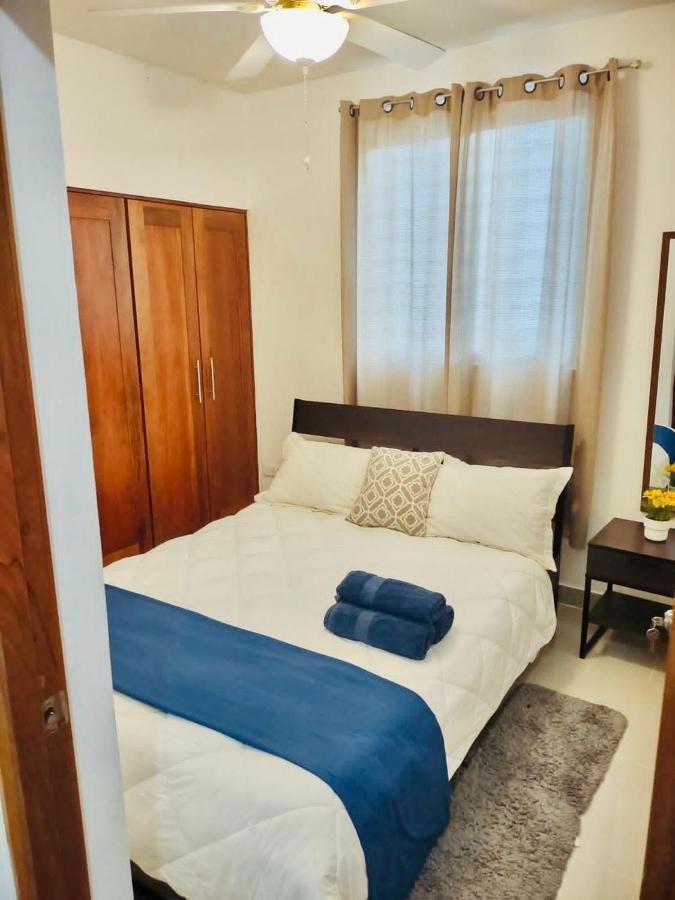 1er piso, 3 Habitaciones con piscina wifi, netflix Santiago De Los Caballeros Exterior foto